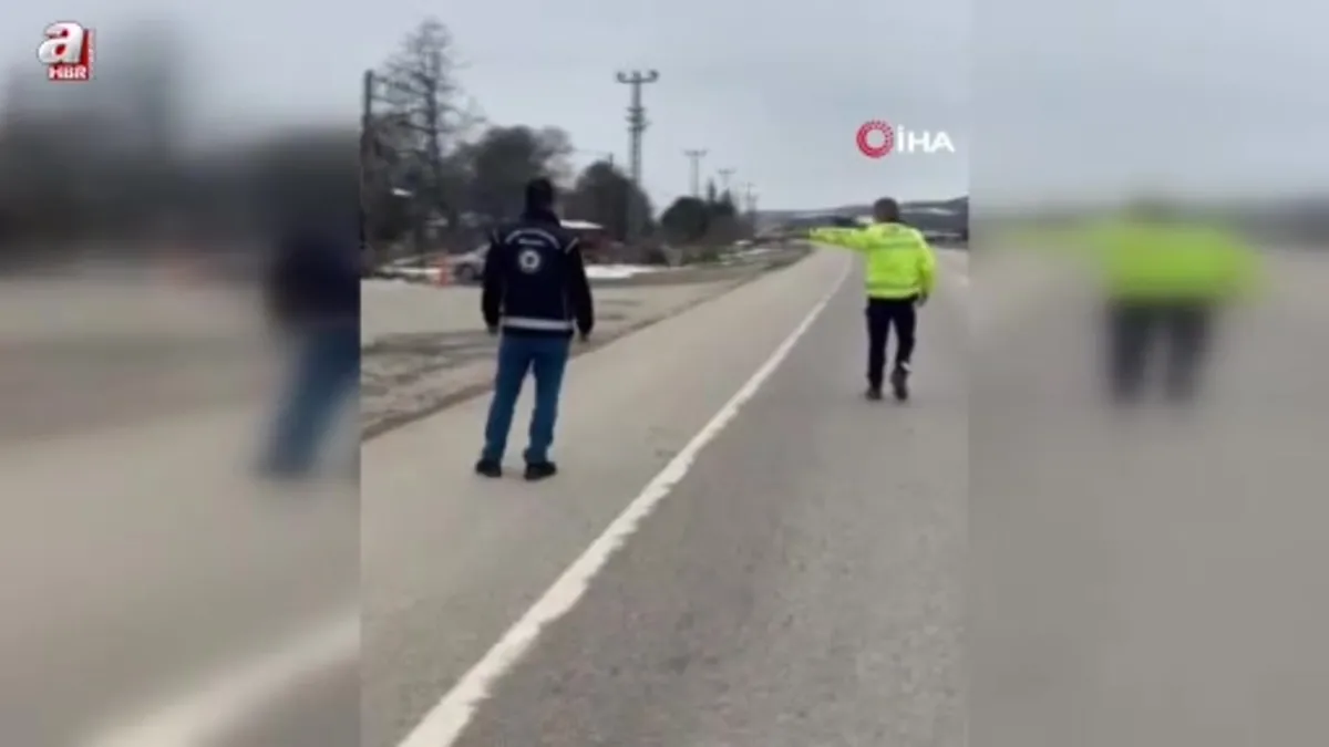 Erbaa’da tırın yatak kısmında saklanan 2 kaçak göçmen yakalandı