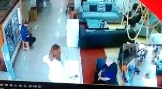 son-dakika-avukat-servet-bakirtas-ve-oznur-tufani-olduren-zanli-tutuklandi-1657212946321.jpg Son dakika: Avukat Servet Bakırtaş ve Öznur Tufan'ı öldüren zanlı tutuklandı - 5