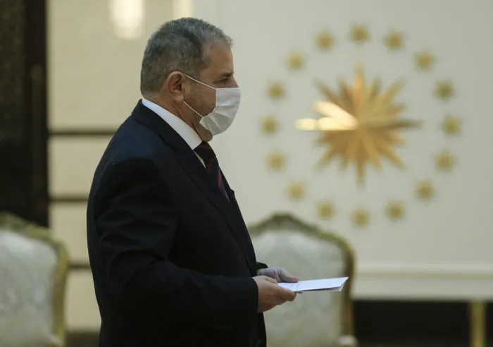 Son dakika: Başkan Erdoğan'a güven mektubu sundular - 1