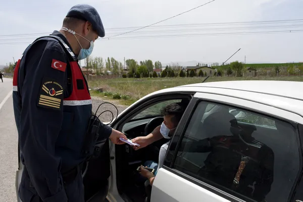 1620367822128.jpg Tam kapanma uzayacak mı? Açıklamalar peş peşe geldi - 2