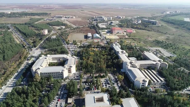 dicle-universitesi-en-az-lise-mezunu-personel-aliyor-hemsire-saglik-teknikeri-guvenlik-gorevlisi-sofor-ve-dest-1697483876003.jpg Dicle Üniversitesi en az lise mezunu personel alıyor! Hemşire, Sağlık Teknikeri, Güvenlik Görevlisi, Şoför ve Destek Personeli alımı başladı - 1