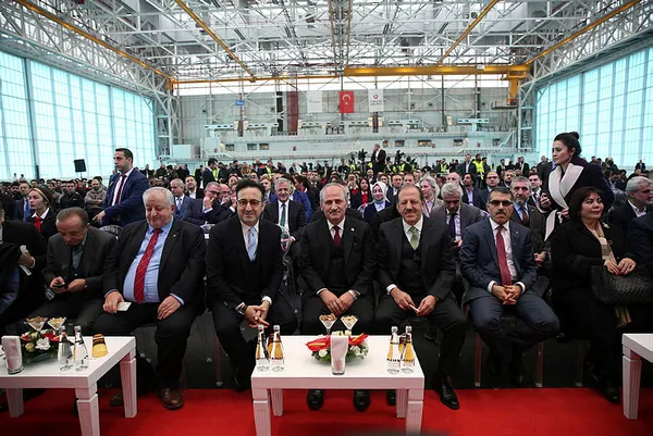Bakan Cahit Turhan'dan İstanbul Havalimanı açıklaması - 1