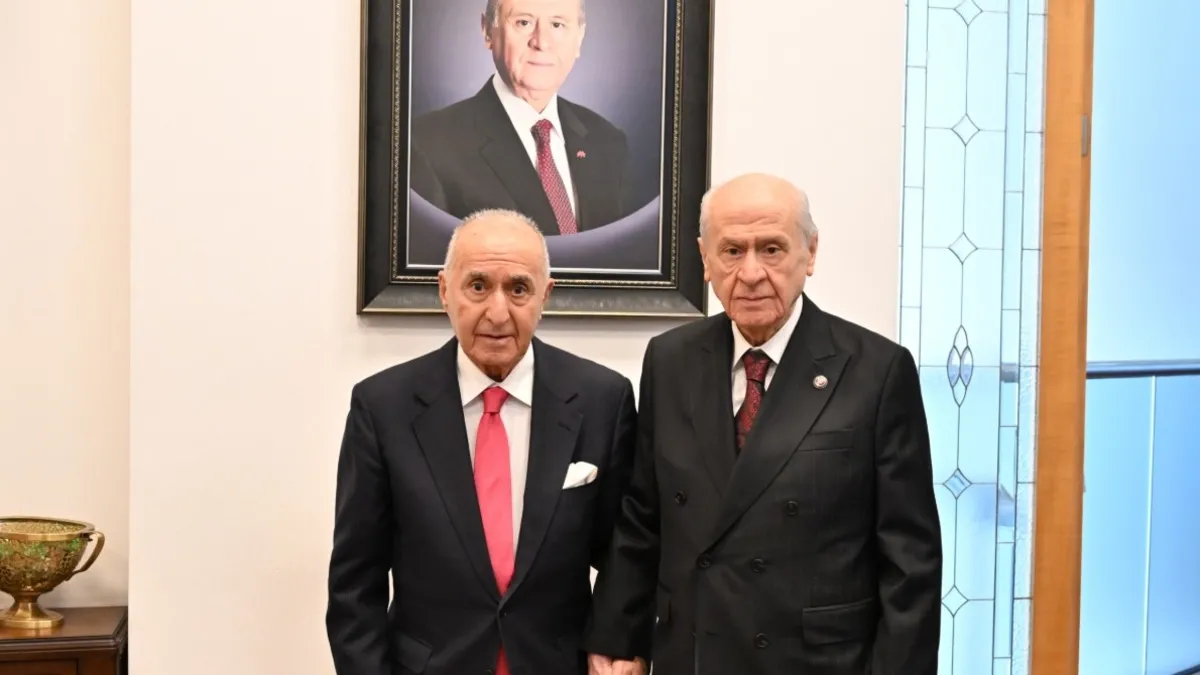 Eski CHP Genel Başkanı Hikmet Çetin'den MHP lideri Bahçeli'ye ziyaret!