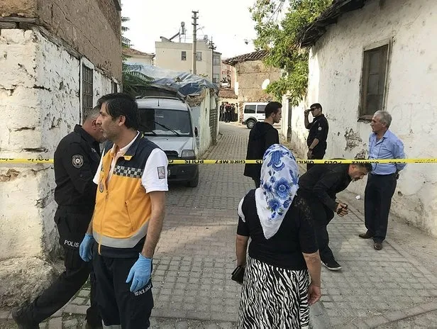 Antalya'da iki aile arasında silahlı çatışma: 5 yaralı, 4 gözaltı - 1