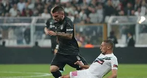 Beşiktaş 3 puanı tek golle aldı