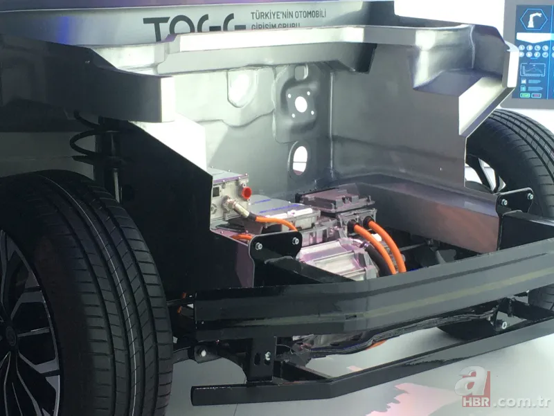 Türkiye'nin yerli ve milli elektrikli otomobili TOGG iddialı geliyor 13