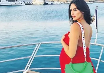 Zeynep Demirel suda doğuracak