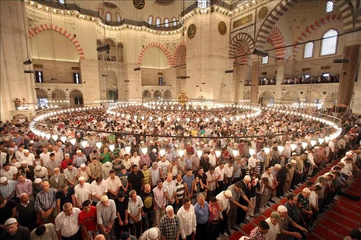 Bayram namazı saat kaçta? 2 Mayıs 2022 il il bayram namazı saatleri | İstanbul, Ankara, İzmir bayram namazı kaçta?