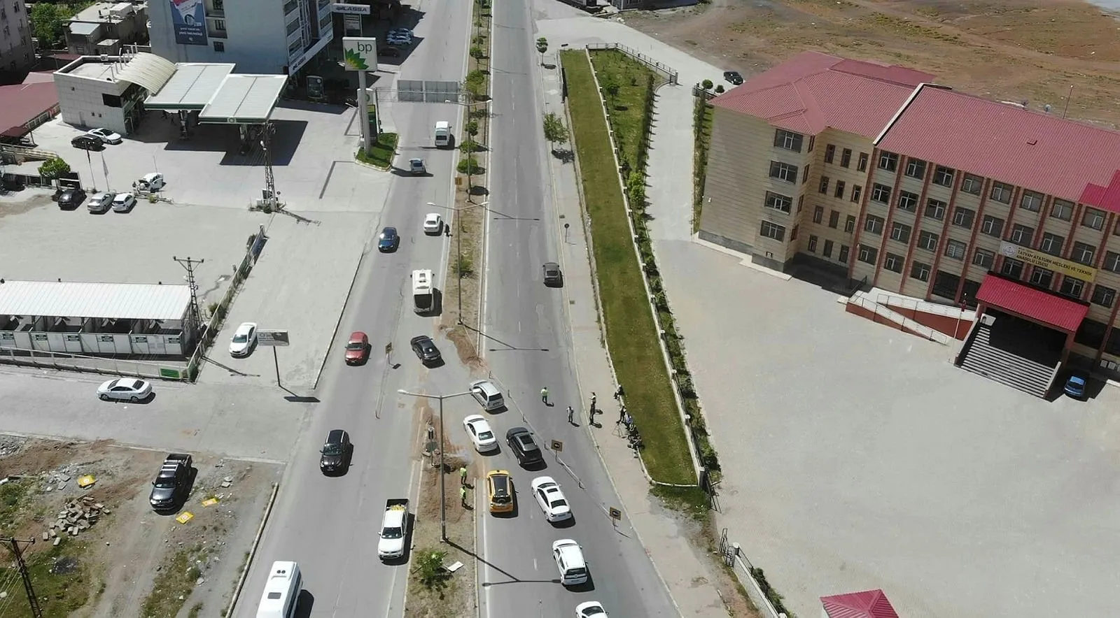 Tatvan Da Bir Bina Karantinaya Alindi