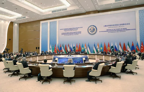 Son dakika: Başkan Erdoğan Özbekistan ziyareti sonrası gazetecilerin sorularını yanıtladı: Hedefimiz Şangay İşbirliği Örgütü Üyeliği