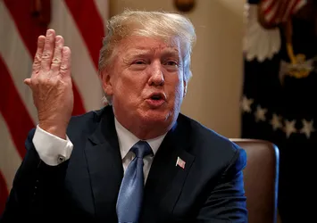 Komedyen Trump’ı işletti