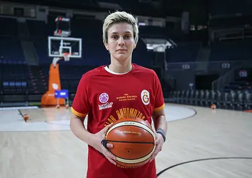 Işıl Alben, Galatasaray'a veda etti!