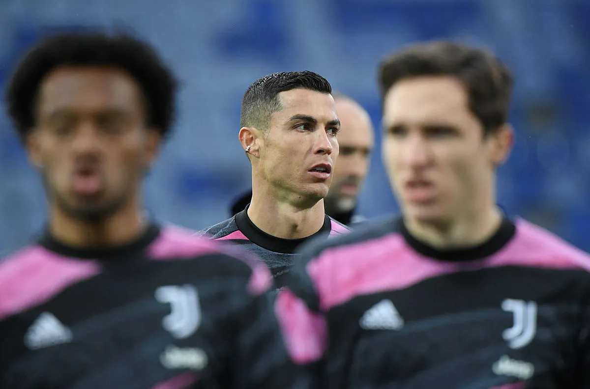 Cristiano Ronaldo, İtalya'da 2019-2020 sezonunun en iyi futbolcusu seçildi