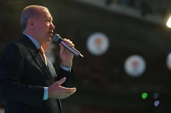 baskan-recep-tayyip-erdogan-kabine-toplantisi-sonrasi-son-dakika-aciklamalarinda-bulunuyor-kafe-ve-restoranlar-aciliyor-mu-hafta-sonu-kisitlamalari-ka-1613580210359.jpg Başkan Recep Tayyip Erdoğan Kabine Toplantısı sonrası açıkladı! Kafe ve restoranlar açıldı mı? Hafta sonu kısıtlamaları kalktı mı? - 5