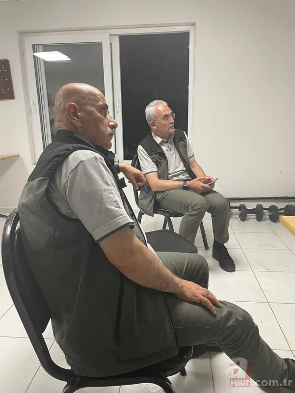 Marmaris'te orman yangını! Havadan ve karadan müdahale sürüyor | Bölgeye yakın yerleşim alanındaki evler tahliye edildi | A Haber bölgede 13