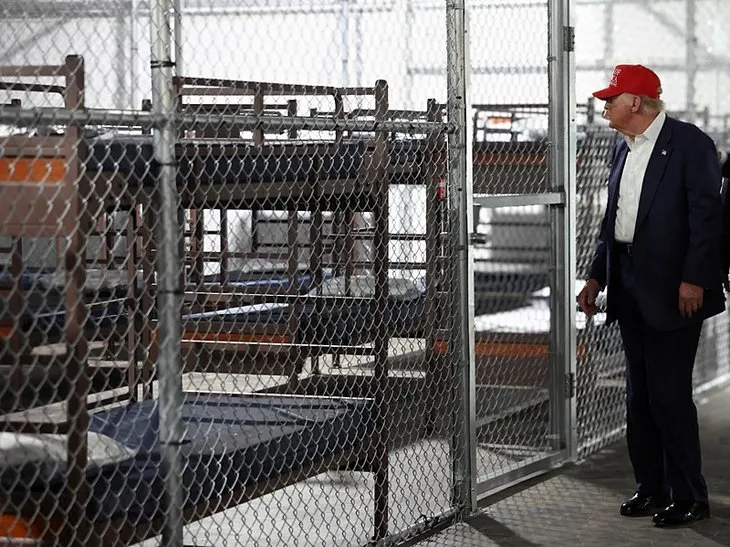 Trump’tan çevresi timsahlarla çevrili Alcatraz’da yeni görüntüler: Biden’a küfür göçmenlere tehdit!