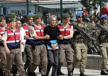 Darbe girişimi davasında hakimin sinirlendiği an