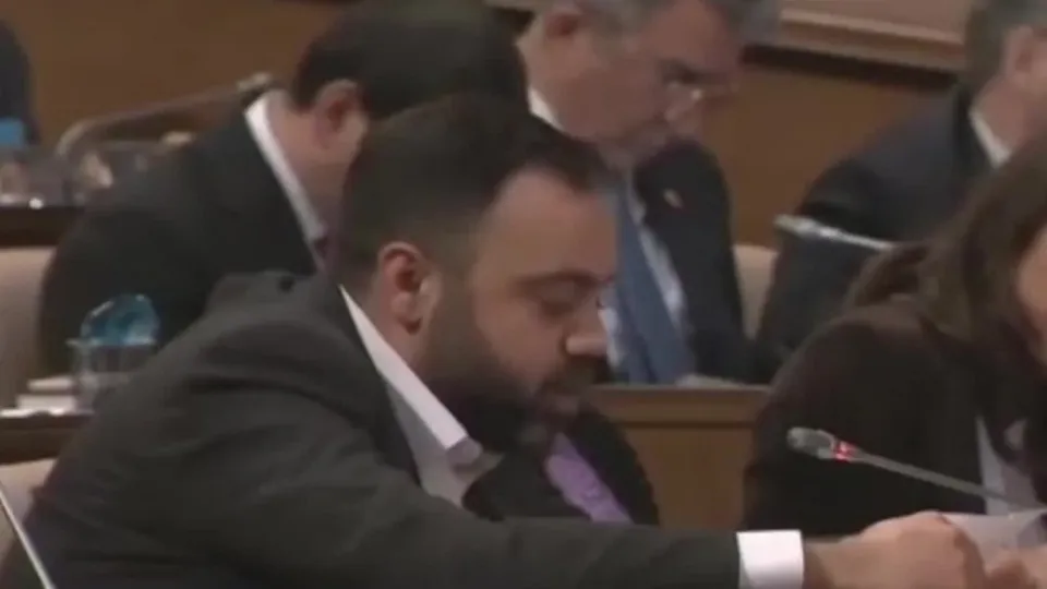 Son dakika: AK Parti’den CHP’li Nadir Ataman’a çok sert Fox TV ve Sözcü eleştirisi | Video