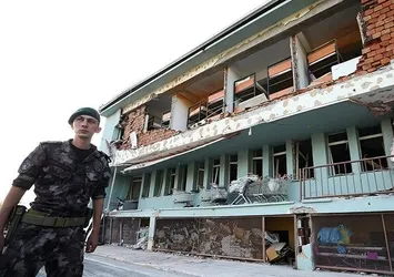 15 Temmuz gecesi Özel Harekat'ın bombalanma anları telsiz konuşmalarına yansıdı
