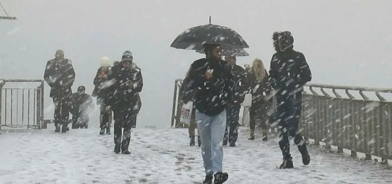Meteoroloji'den İstanbul'a kar uyarısı! İstanbul'a kar ne zaman yağacak?