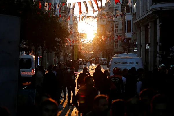 Alman televizyon kanalından İstiklal’deki terör saldırısına ilişkin alçak provokasyon: İç siyasi çatışmanın yaşanacağını düşünebiliriz
