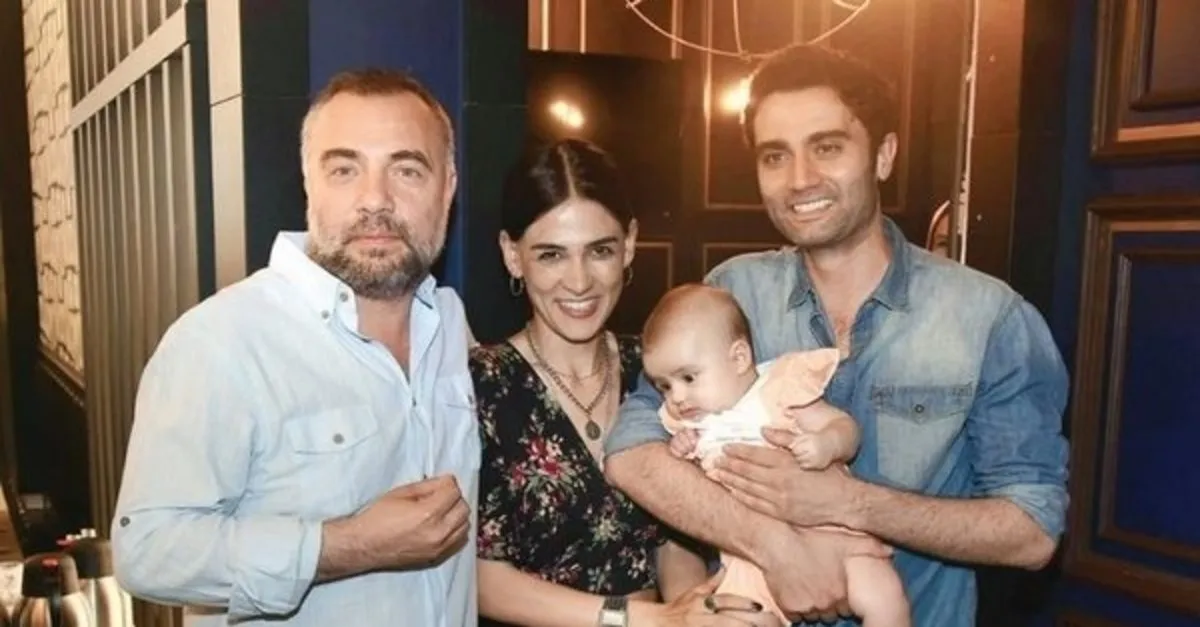 ana poro karışık porn