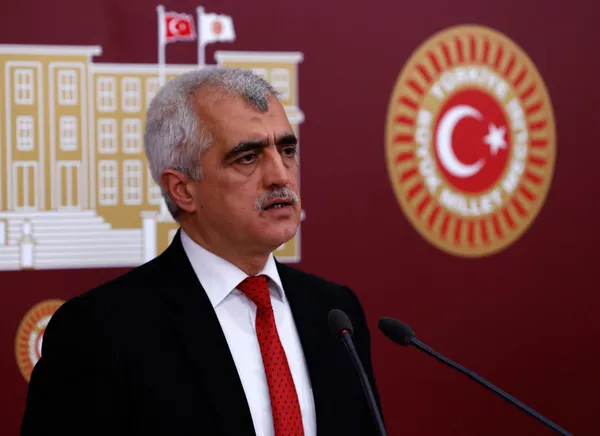Son dakika | HDP'nin kapatılma davasında flaş gelişme! Anayasa Mahkemesi'ne sunuldu - 1