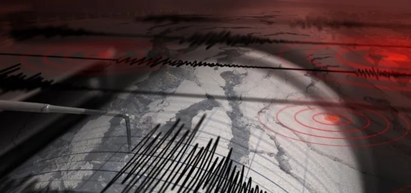 Ege'de korkutan deprem