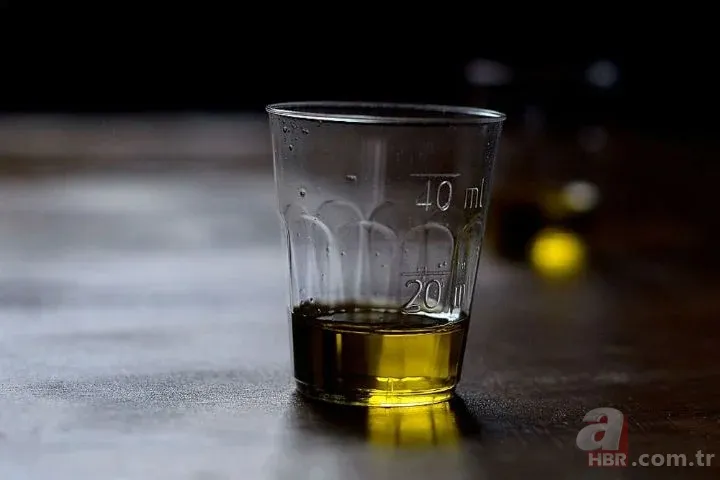 Gerçek zeytinyağı nasıl anlaşılır? Rengine göre ayırt edebilirsiniz! Meğer hakiki olanlar... 3