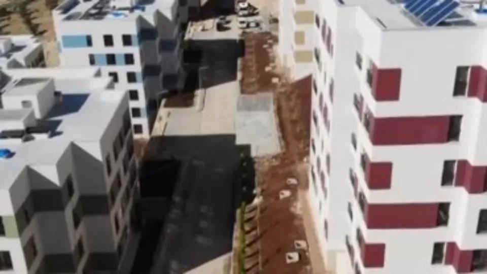 Deprem konutları manipülasyonuna tepki