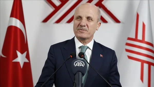 yok-baskani-ozvardan-universitelere-yonelik-aciklama-acikogretim-programlarinda-yuzde-998-oraninda-doluluk-1696856832933.jpg YÖK Başkanı Özvar'dan üniversitelere yönelik açıklama! Açıköğretim programlarında yüzde 99,8 oranında doluluk... - 2