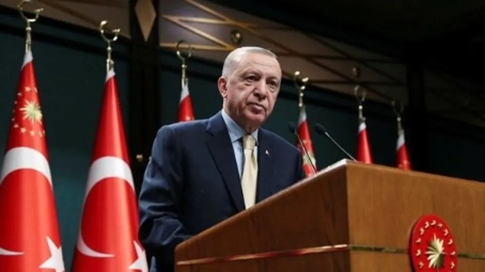 Memur ve emekli zamları belli oluyor! Başkan Erdoğan Çarşamba gününü işaret etti: Verdiğimiz sözleri yerine getireceğiz