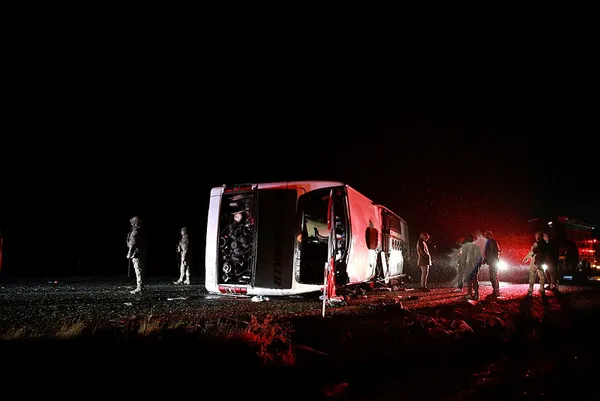 Son dakika | Diyarbakır'da korkunç kaza! Çok sayıda ölü ve yaralı var - 1