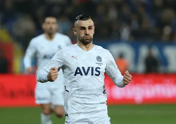 Fenerbahçeli Serdar Dursun tarihe geçti