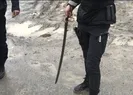 Kılıçlı pompalı tüfekli kavga!