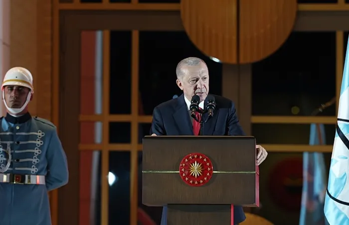 baskan-erdogandan-onemli-aciklamalar-5-kol-aparatlarinin-tuzagina-dusmeyecegiz-1725045644219.jpg Başkan Erdoğan, 30 Ağustos Zafer Bayramı Özel Konseri programında konuştu