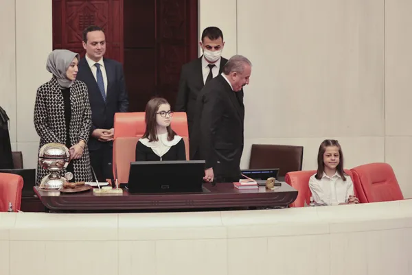 Son dakika: Türkiye Büyük Millet Meclisi 102 yaşında: Devlet erkanından Anıtkabir’e ziyaret!