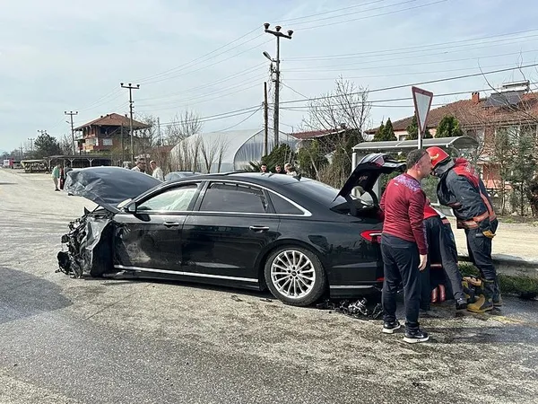 sakaryada-feci-kaza-ak-parti-sakarya-milletvekili-ali-inci-yaralandi-1708872590864.jpeg Sakarya'da feci kaza! AK Parti Sakarya Milletvekili Ali İnci yaralandı - 1