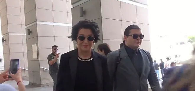 Eski manken Deniz Akkaya’ya hapis cezası!