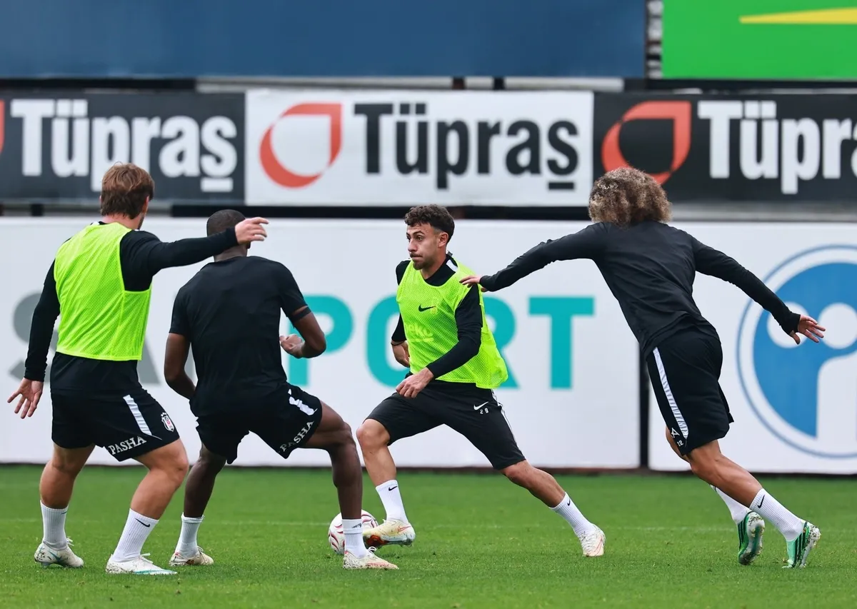 Beşiktaş zirve yarışında kritik virajda: İşte Italiano'nun Başakşehir maçı muhtemel 11'i - 6
