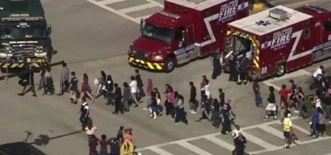 ABD’de okula yapılan saldırıda 17 kişi öldü