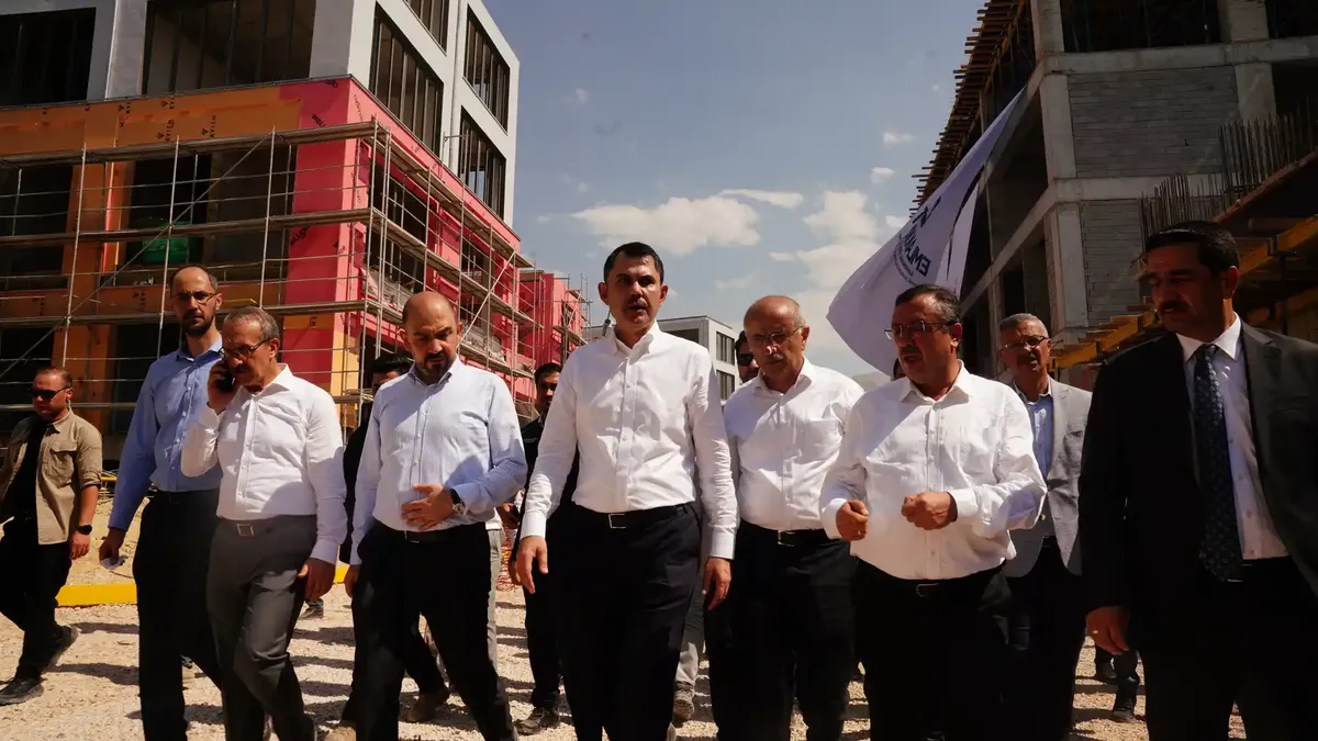 Malatya'da Bakan Kurum'a anlamlı vefa: İsmi oy birliği ile caddeye verildi