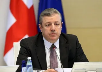 Giorgi Kvirikaşvili istifa etti