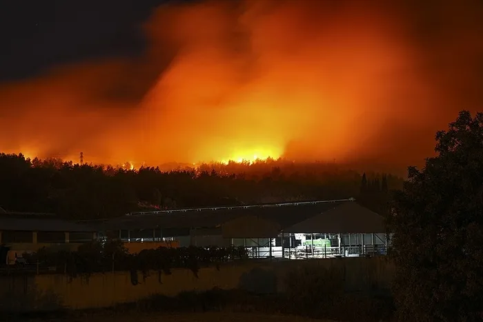 bakan-yerlikaya-duyurdu-orman-yanginlariyla-ilgili-4-supheli-tutuklandi-1753246672481.jpeg Orman yangınından görüntü