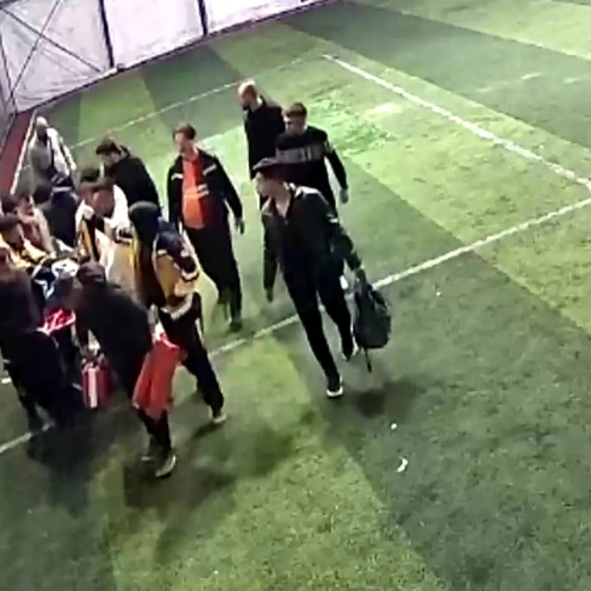 Halı sahada göğsüne top darbesi aldı: Hayatını kaybetti