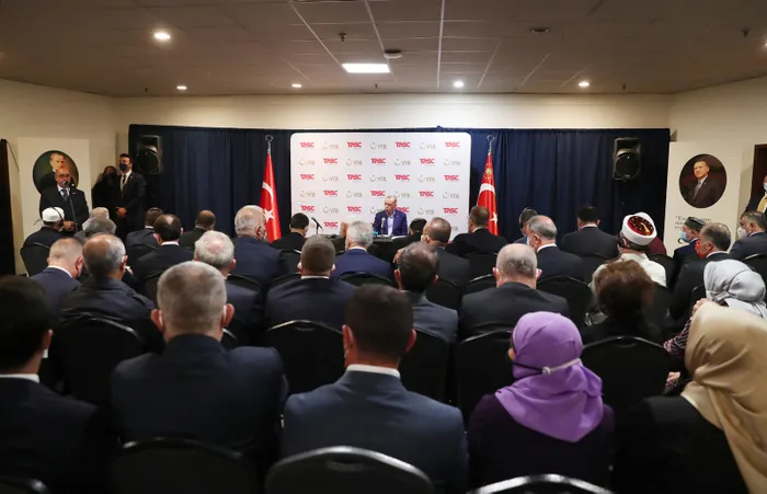 Son dakika: Başkan Erdoğan, ABD’deki Müslüman toplumunun önde gelen temsilcilerini kabul etti