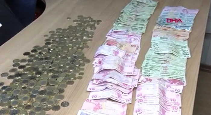 İstanbul Fatih’te dilencilere şok operasyon! Yakalanmamak için yol ortasında soyundu - 3
