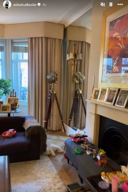 yesilcam-guzeli-hulya-kocyigitin-torunu-aslisah-alkoclarin-milyonluk-evine-bakin-1752669490017.jpg Kaynak: Instagram