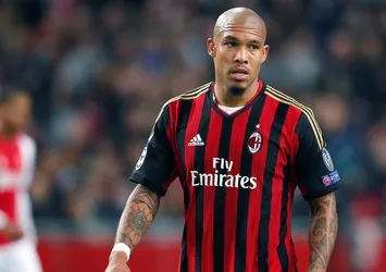 De Jong İstanbul'a geliyor sırada Denayer var!