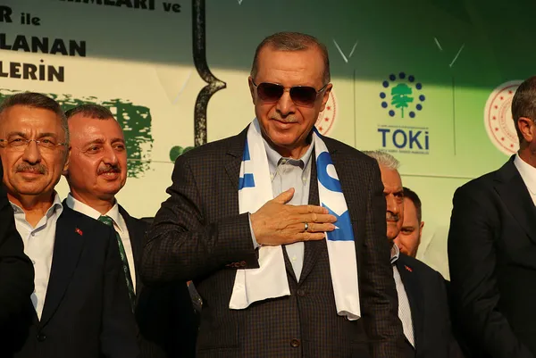baskan-erdogandan-kocaelideki-toplu-acilis-toreninde-millet-ittifakina-yuklendi-curcuna-masasini-birkac-aday-c-1659826121348.jpg Başkan Erdoğan'dan Kocaeli'deki toplu açılış töreninde Millet İttifakı'na yüklendi: Curcuna masasını birkaç aday çıkaracak kapasitede görüyorum - 9